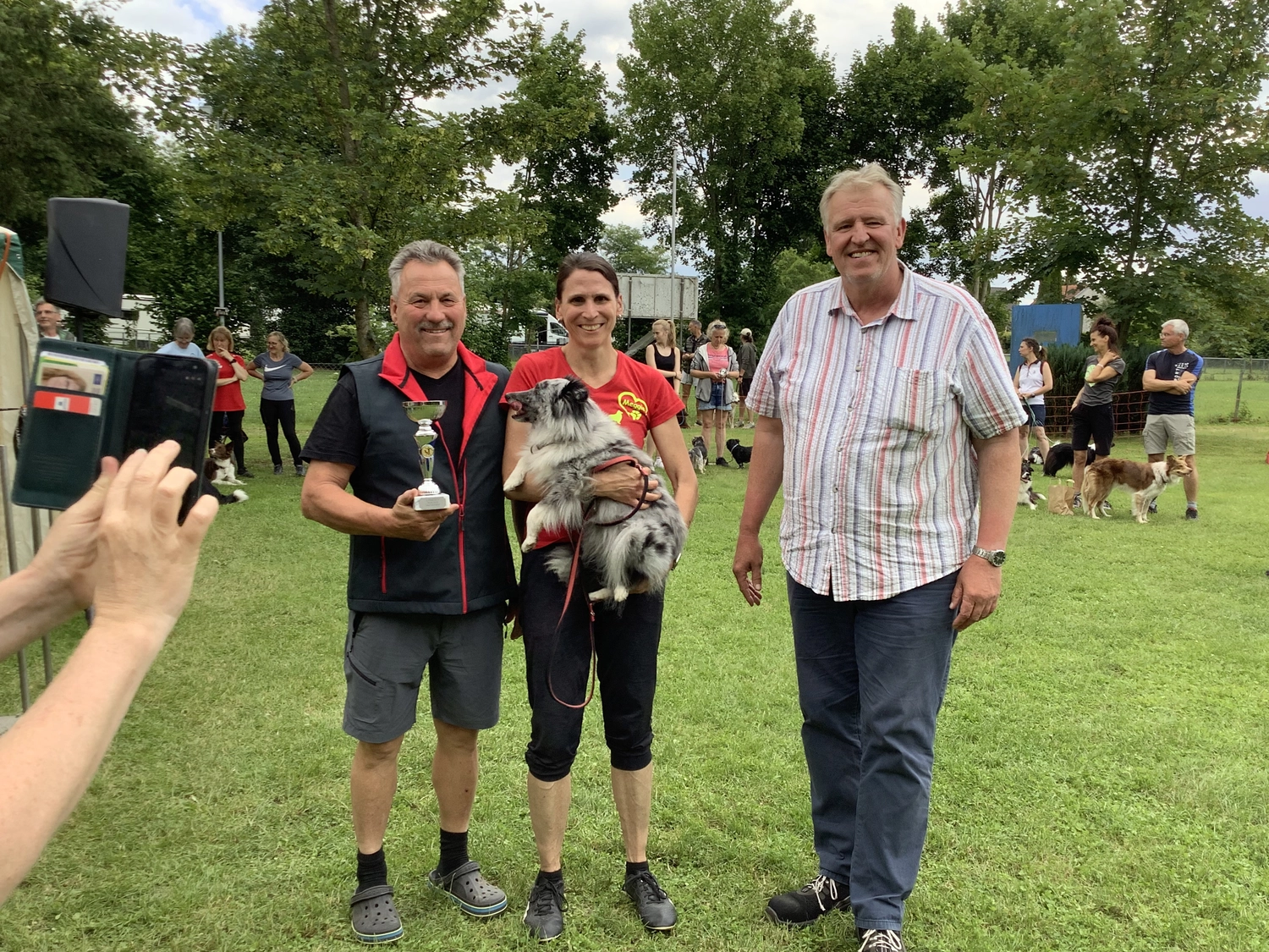 HSV Mühldorf - Hundesportverein - Hund im Park