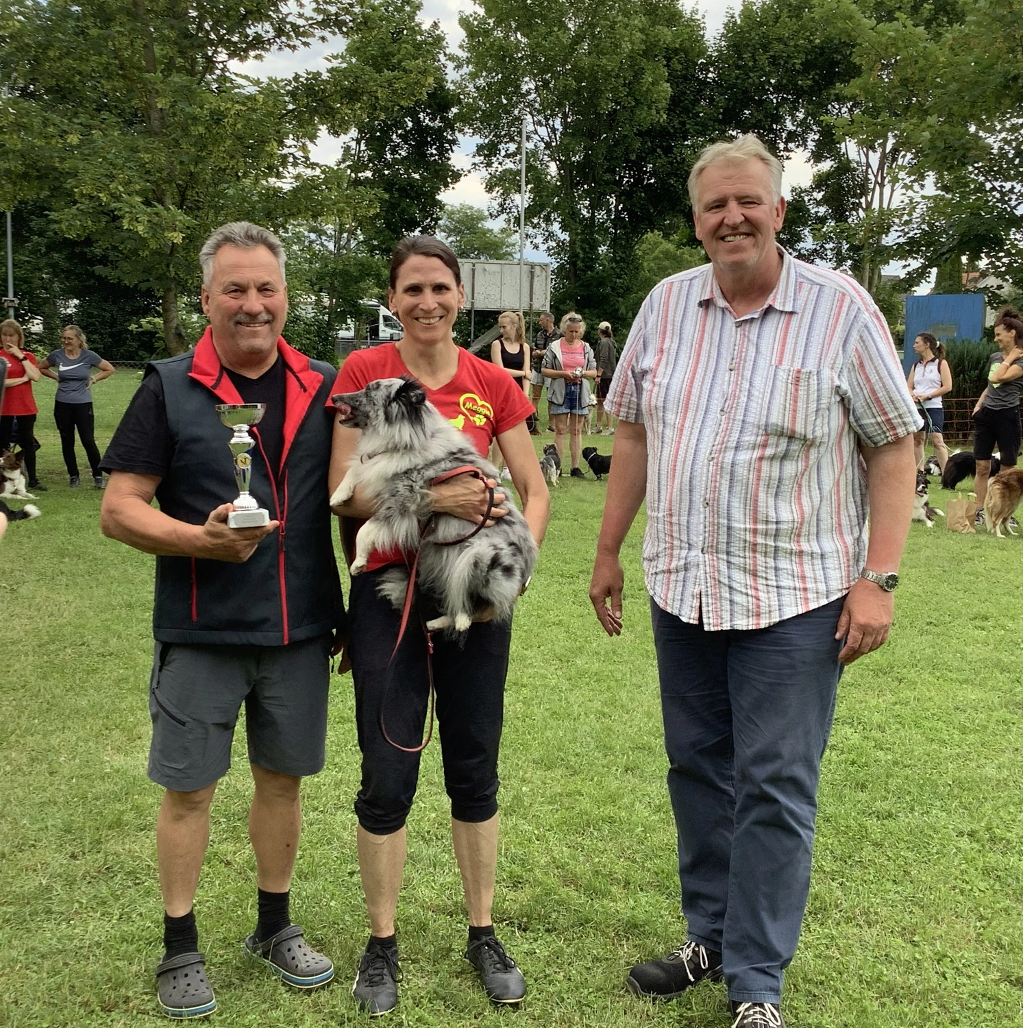 HSV Mühldorf - Hundesportverein - Hund im Park