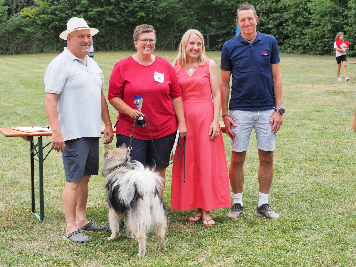 HSV Mühldorf - Hundesportverein - Hund im Park